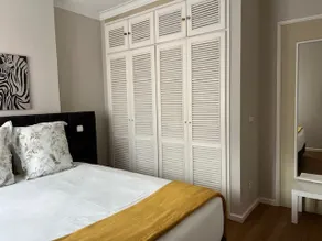 Romantic & Luminous 1 bedroom Apartment in Campolide - 1E - Image 2