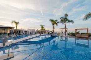 White Luxury Villa - Image 3