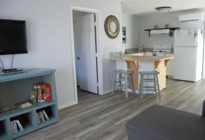 Your Henderson Private Retreat with a Full Kitchen - Image 5