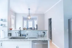 Modern & Spacious 4 Bedroom Single Family Home - Image 5