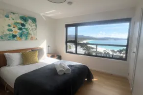 MOONRISE BINALONG BAY Stunning views  - Image 5