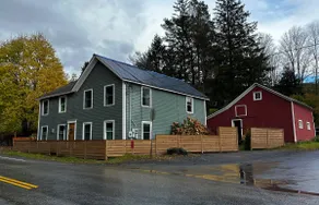 Renovated Catskills Farmhouse - hiking, swimming, quaint towns, 1st floor living - Image 2