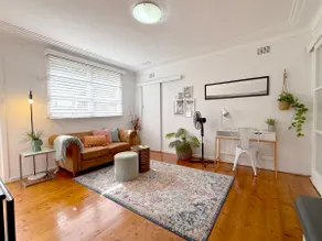 'Le Maisonette' - Mid-century Guesthouse - Image 3