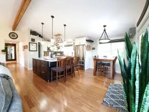 Hot Tub, HomeTheater, Family/Kid Friendly & Views! - Image 4