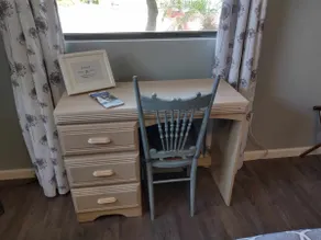 Umatilla Orange Sunset Room - Image 4