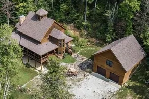 40-Acre Secluded Lakefront Nolin Lake Estate - Image 5