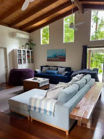The Gallery House - Image 2