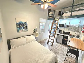 Incredible Beach Life + Free Parking - Image 2