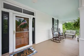 Bluemont Village - Wine Country Retreat - Image 5