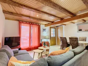 Cozy cocoon in the heart of the Pyrenees - Image 5