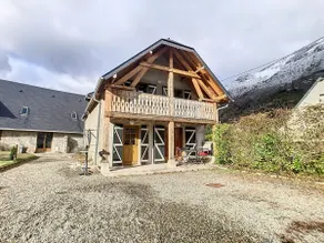 Cozy cocoon in the heart of the Pyrenees - Image 3