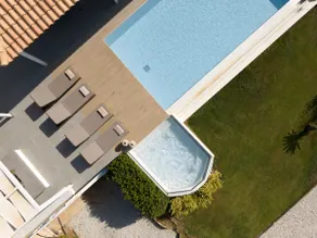 Alba Bianca Villa, Family Retreat with Heated Pool By ThinkVilla - Image 4