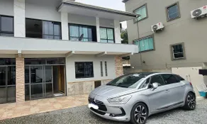 En-suite, full kitchen and parking. - Image 3