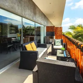 Get away with year-round sun in Bocapan - Image 2