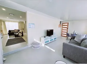 Three bedroom home in Penrith with 2nd lounge room - Image 5