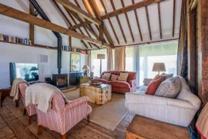The Barn by Camber Beach. Sleeps 6 - Image 2