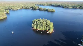 Island Waterfront Glamping - HotTub, Boat, Pet Friendly - Image 2