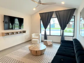 Apy | Luxer | Modern and Centrally-located 2BR - Image 2