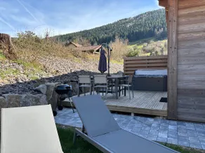 Perce-Neige 5p: Charming quiet cottage, private hot tub - Image 3