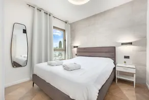 Modern apartment with a green view in Moshav Shoresh - Image 3