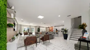UNIQUE MASTERPIECE|15 Suites|Sleeps 30 - Image 2