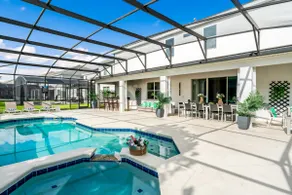 UNIQUE MASTERPIECE|15 Suites|Sleeps 30 - Image 3