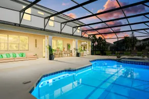 UNIQUE MASTERPIECE|15 Suites|Sleeps 30 - Image 4