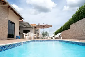 Swimming pool and barbecue 300 m from Lake Furnas - Image 3