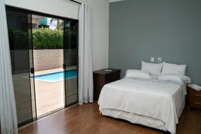 Swimming pool and barbecue 300 m from Lake Furnas - Image 2