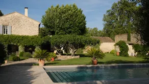 Prestigious farmhouse with heated pool - Image 2