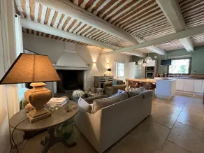 Prestigious farmhouse with heated pool - Image 4