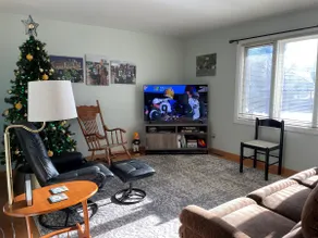 ”Walking Distance Lambeau Field & Titletown” - Image 3