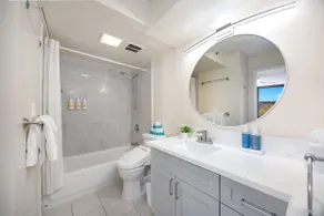 Gorgeous Diamond Head Views from 34FL w/ Parking - Image 5