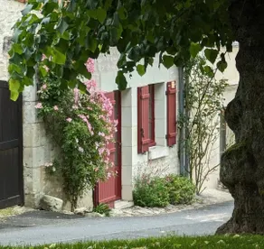 Listed village, comfortable detached house. - Image 2