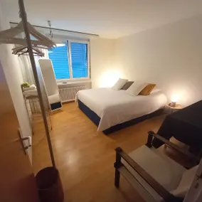 65 m2, balcony & lake views - Image 5