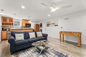 Cozy Retreat Minutes from Cornell w/ Free Parking - Image 5
