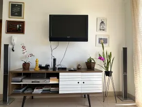 ZEUS-modern with Wi-Fi, TV! Best Location 4p - Image 4
