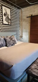 Laura's Loft - Image 4