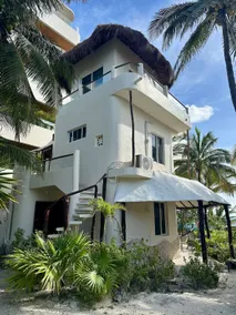 Beachfront hidden gem in paradise! - Image 3