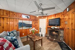 Cozy Winter Cabin Near BOS, Airport w/Parking - Image 3