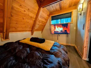 Vintage A-Frame: Hot Springs, Arcade, Connection - Image 3