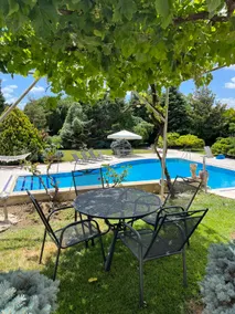 3-storey luxury villa with pool in Silivri Gazitepe - Image 3