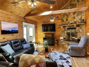 Log Cabin on Massanutten Resort-Hot Tub & Fire Pit - Image 2