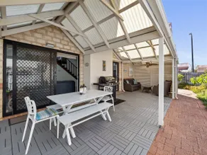 Free unlimited WIFI, 150m to beach, quiet, fenced - Image 4