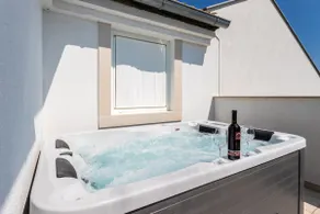 Dreams of Bol- jacuzzi, big terrace, sea view - Image 2