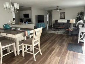 Modern Comfort &Prime Location, Golf Cart Included - Image 5