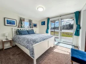 Peaceful Waterfront Cottage, Deck - Gorgeous Views - Image 3