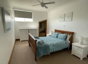 SeaViews, close to beach, linen included - Image 5