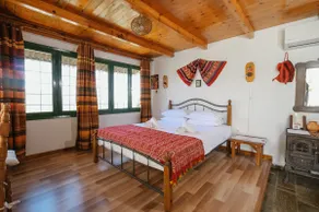 Villa Kamari- Stunning Views - Image 2