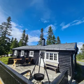 Centrally located on Sjusjøen, good sun conditions, views - Image 2